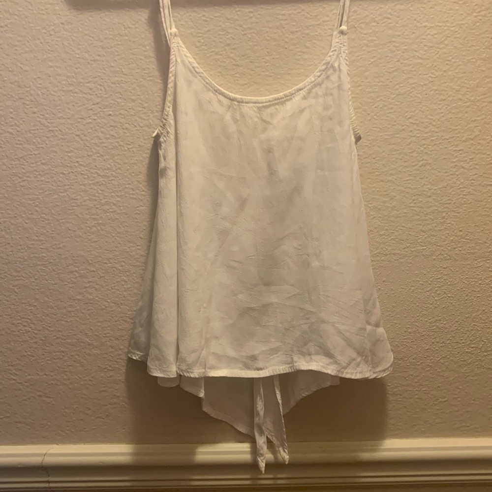 Olivaceous women’s size small white cover up